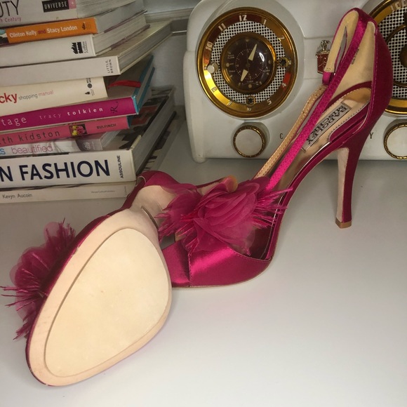 ❌SOLD❌ Badgley Mischka Kiwi Sandal **Never Worn** - Picture 8 of 8